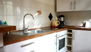 Jade 49 Berlin